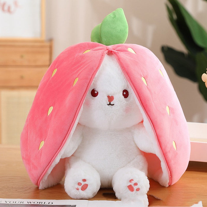 Wanghong Cute se transforma em brinquedo de pelúcia de boneca de coelho de morango