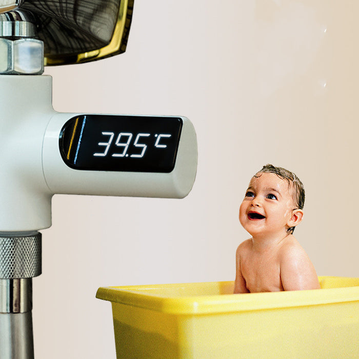 Electronic baby bathing faucet