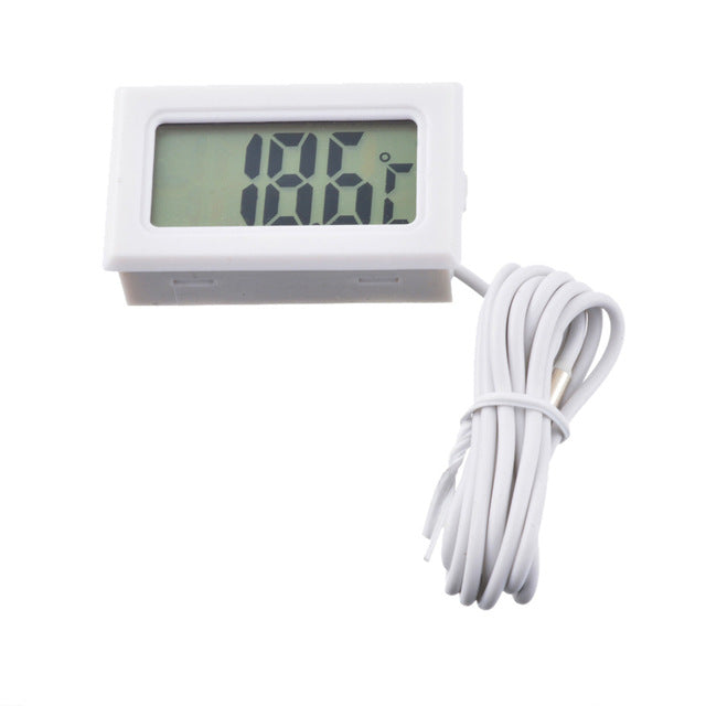 Electronic temperature and humidity monitor